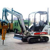 Bobcat com Rompedor Hidráulico